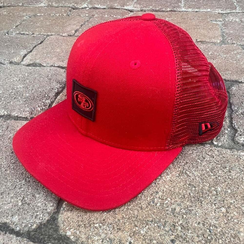 San Francisco 49ers Snapback Hat New Era Kyle Shanahan Square Trucker 9FIFTY NFL
